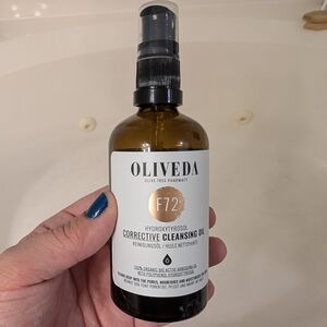 OLIVEDA F72 Hydroxytyrosol Corrective Cleansing Oil